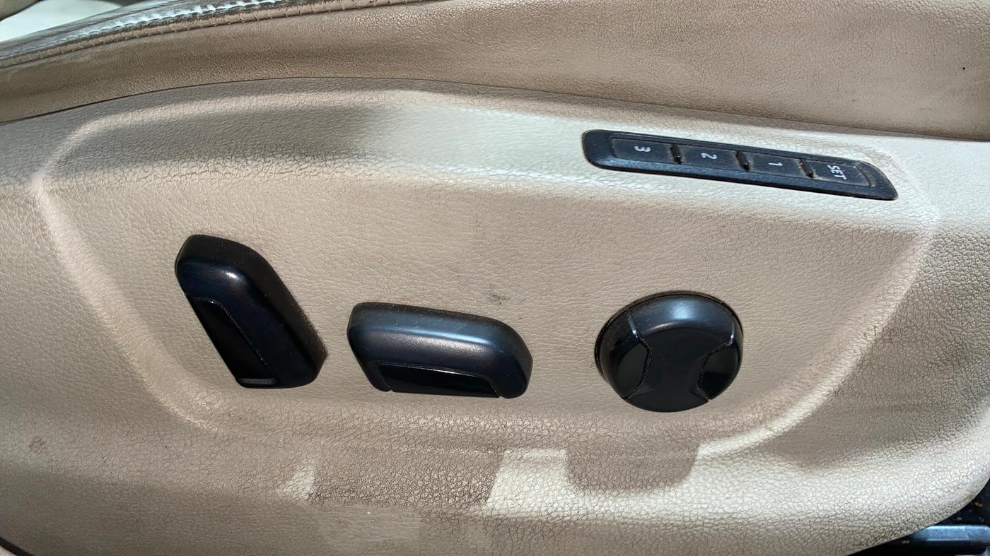 2019 Skoda Octavia L&K 1.8 TSI AT, Petrol, Automatic, 41,967 km, Driver Side Adjustment Panel