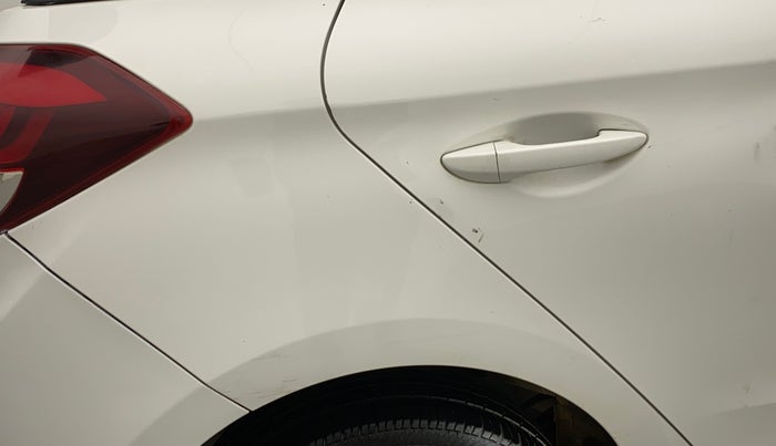 2016 Hyundai Elite i20 MAGNA 1.2, Petrol, Manual, 96,699 km, Right quarter panel - Slightly dented