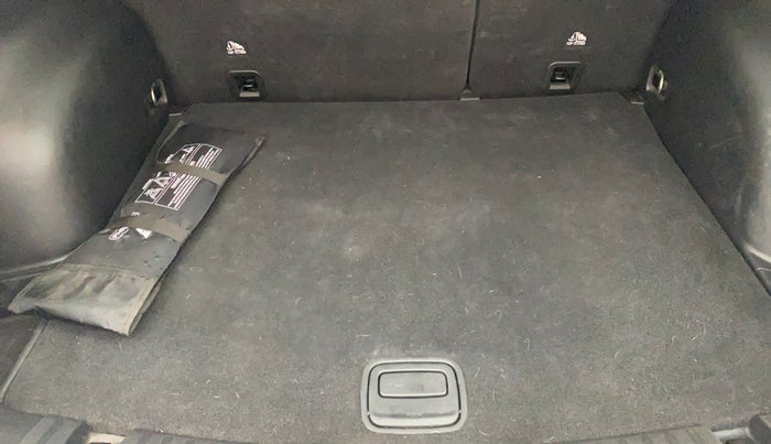 2018 Jeep Compass SPORT 1.4 PETROL, Petrol, Manual, 30,738 km, Boot Inside