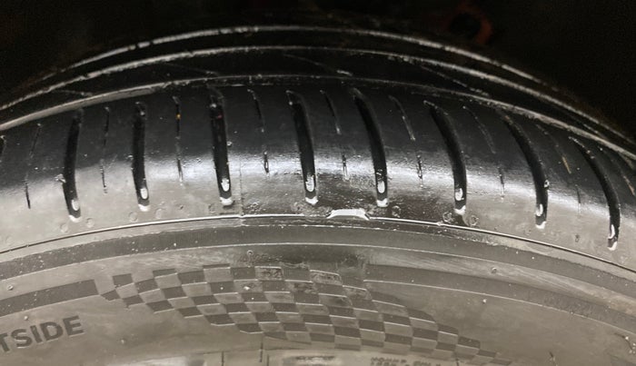 2020 Volkswagen TIGUAN ALL SPACE 2.0 TSI, Petrol, Automatic, 57,013 km, Left Front Tyre Tread