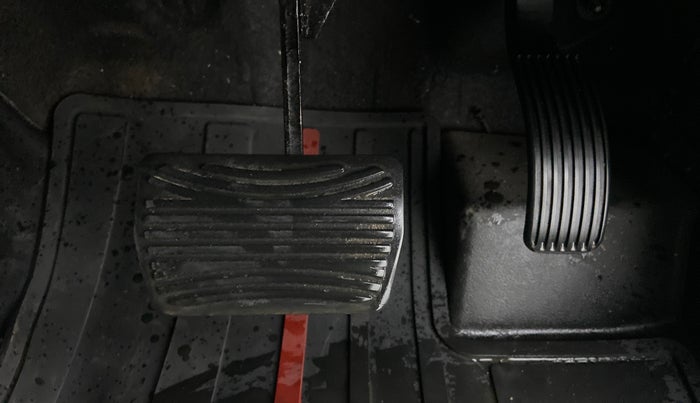 2021 Mahindra Thar LX PETROL HT 4WD AT, Petrol, Automatic, 20,002 km, Pedals