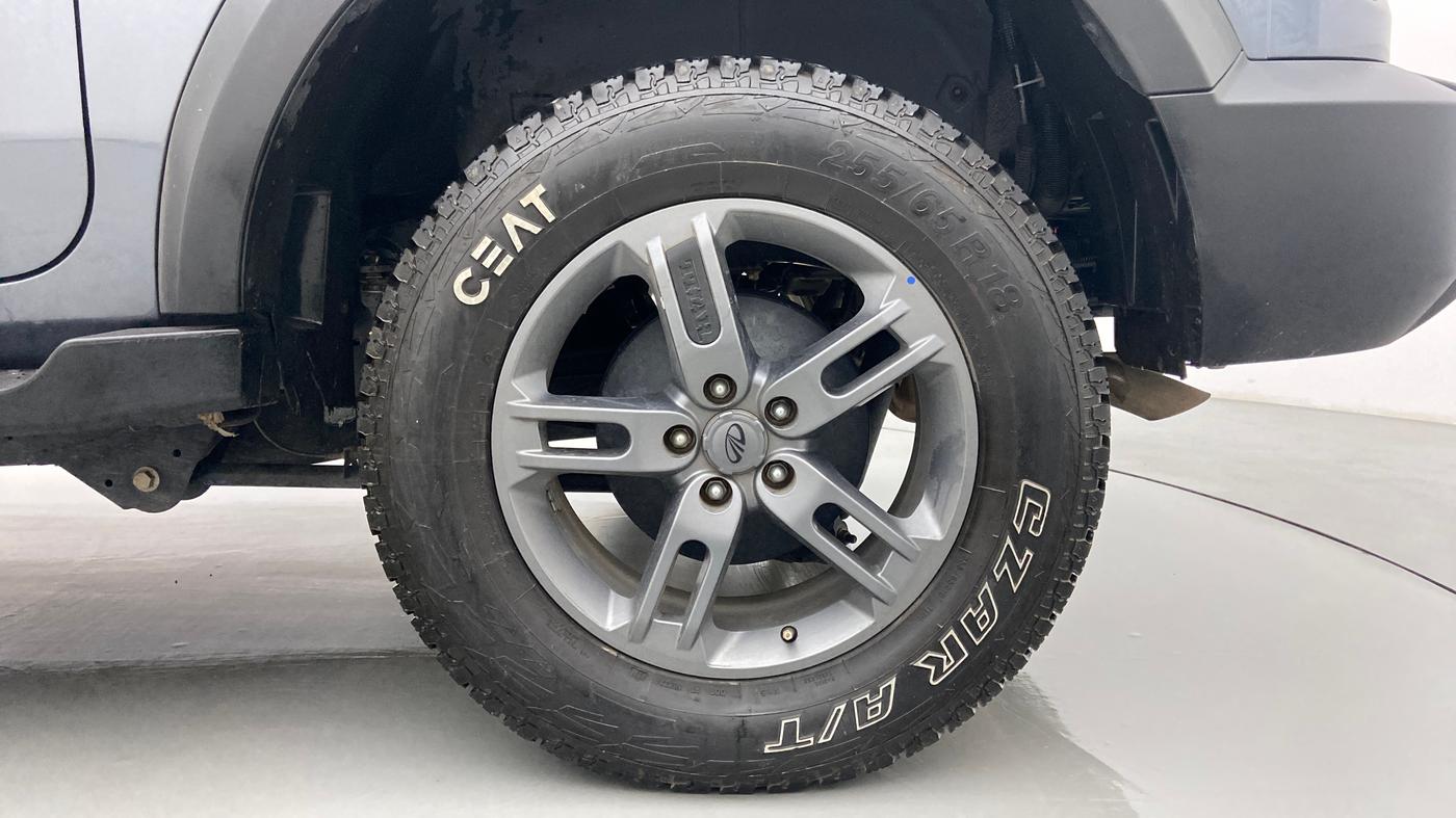 2021 Mahindra Thar LX PETROL HT 4WD AT, Petrol, Automatic, 20,002 km, Left Rear Wheel