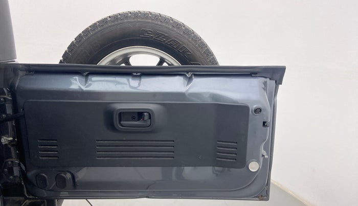2021 Mahindra Thar LX PETROL HT 4WD AT, Petrol, Automatic, 20,002 km, Boot Door Open