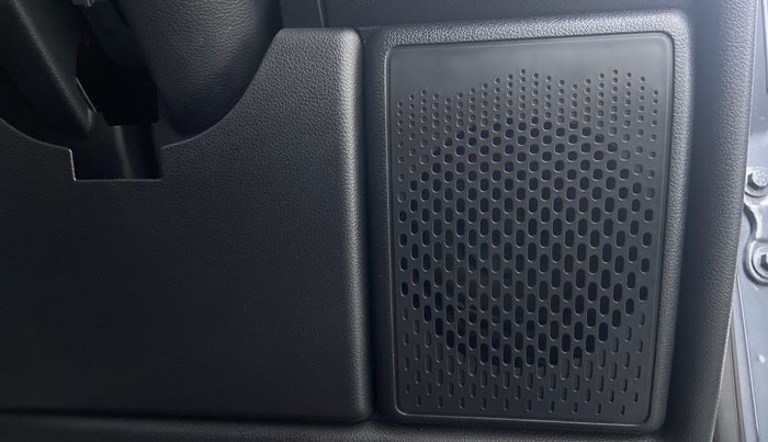 2021 Mahindra Thar LX PETROL HT 4WD AT, Petrol, Automatic, 20,002 km, Speaker