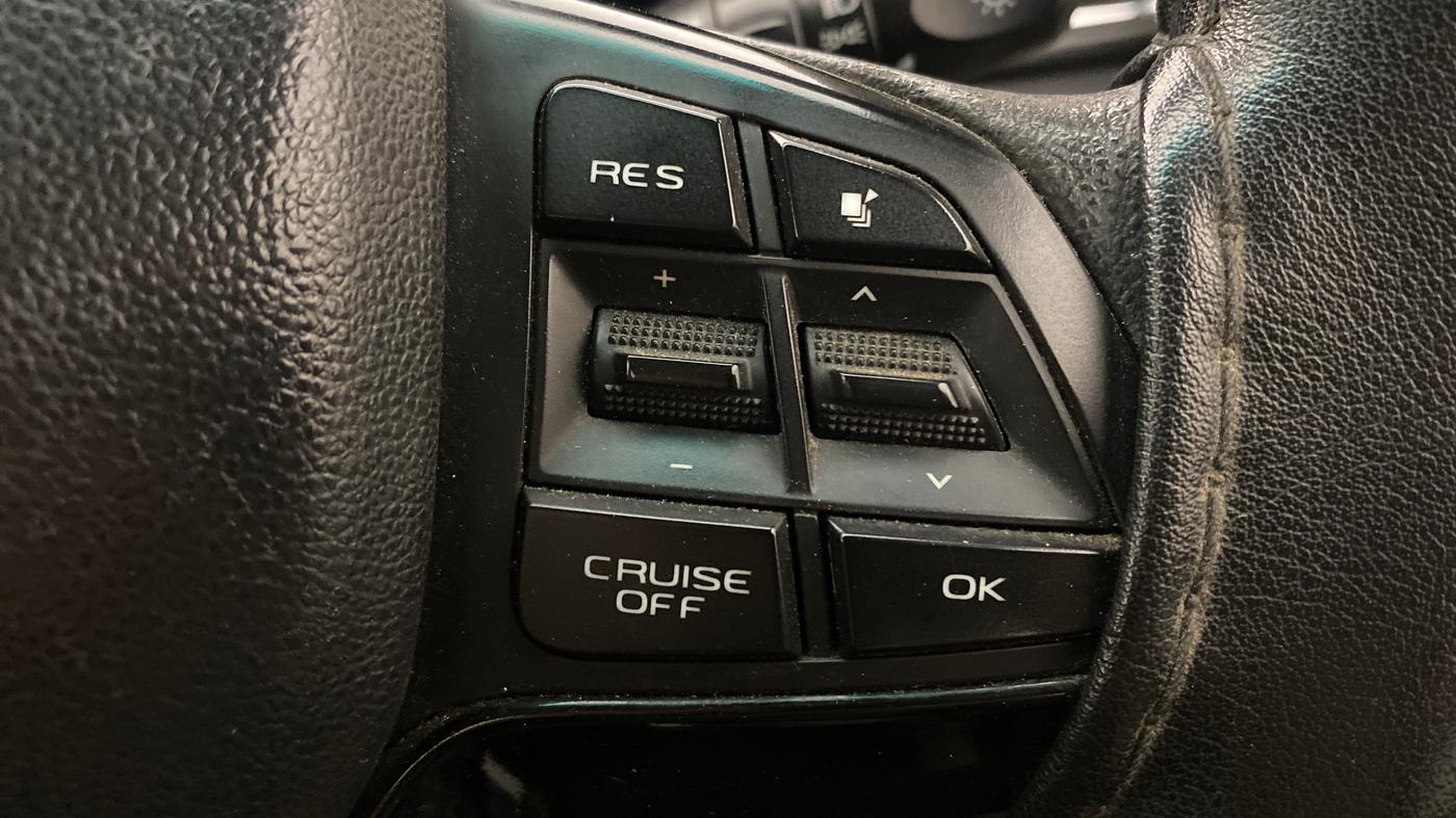 2018 Mahindra MARAZZO M8 7 STR, Diesel, Manual, 1,16,231 km, Adaptive Cruise Control