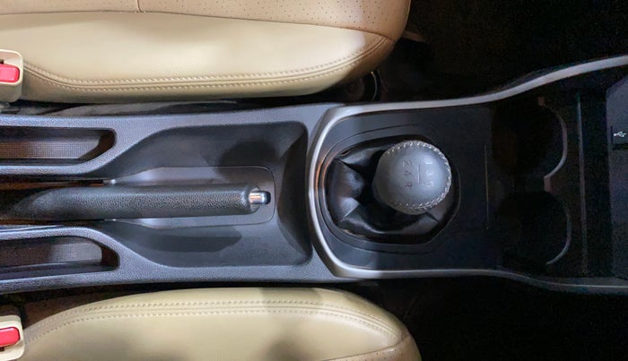 2017 Honda City 1.5L I-VTEC VX, Petrol, Manual, 49,881 km, Gear Lever