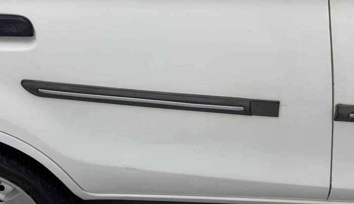 2019 Maruti Alto K10 LXI CNG (AIRBAG), CNG, Manual, 62,235 km, Right rear door - Minor scratches