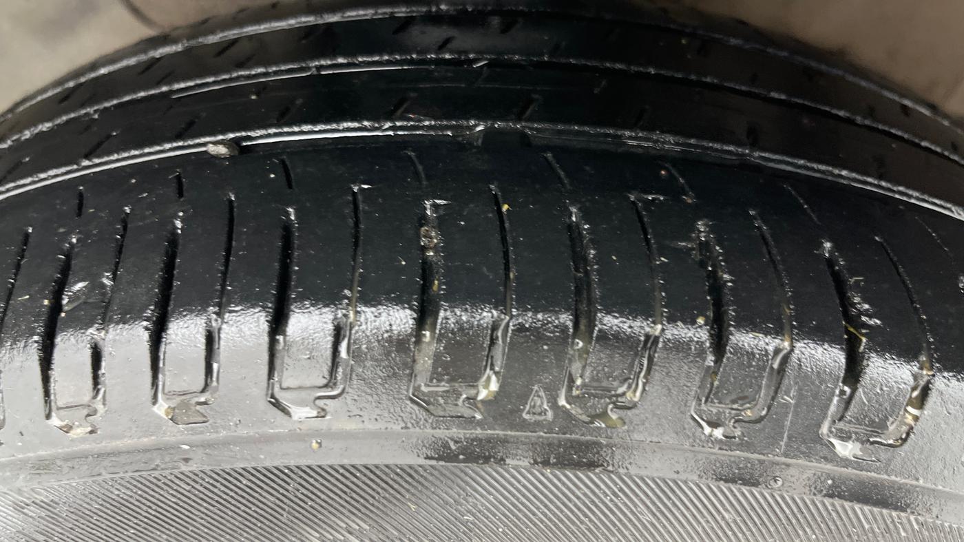 2018 Hyundai Elite i20 ASTA 1.2, Petrol, Manual, 88,054 km, Left Front Tyre Tread