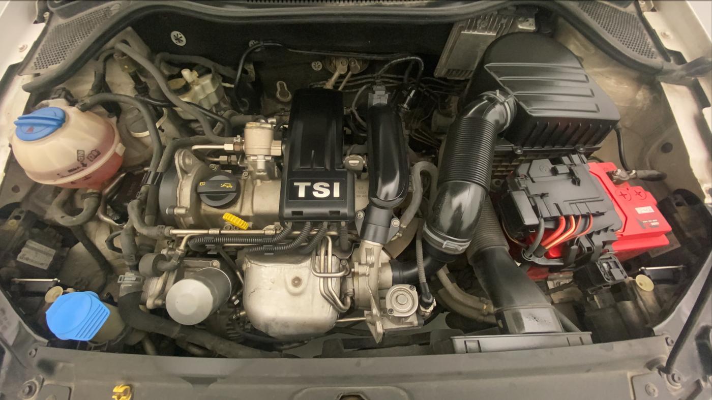 2017 Volkswagen Vento HIGHLINE PLUS 1.2 AT 16 ALLOY, Petrol, Automatic, 49,873 km, Open Bonet