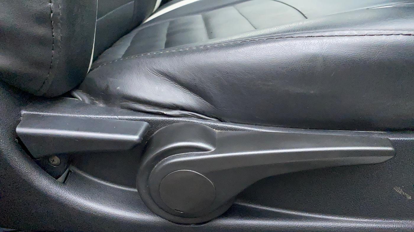 2018 Tata TIGOR XT  REVOTORQ, Diesel, Manual, 19,161 km, Driver Side Adjustment Panel