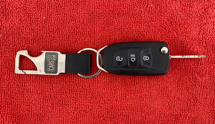 2018 Tata TIGOR XT  REVOTORQ, Diesel, Manual, 19,161 km, Key Close Up