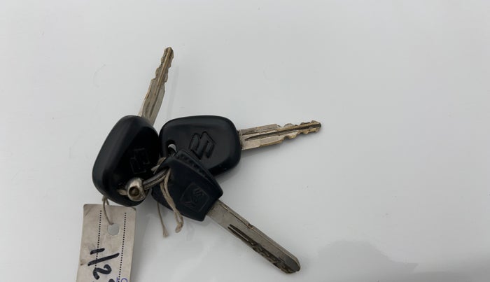 2014 Maruti Alto 800 LX CNG, CNG, Manual, 84,326 km, Key Close Up