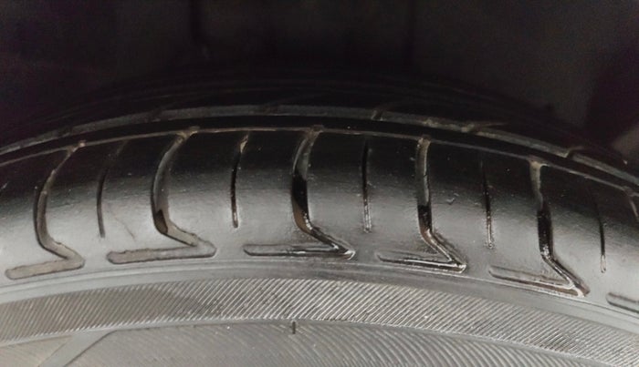 2021 Ford FREESTYLE TITANIUM 1.5 DIESEL, Diesel, Manual, 56,744 km, Right Front Tyre Tread