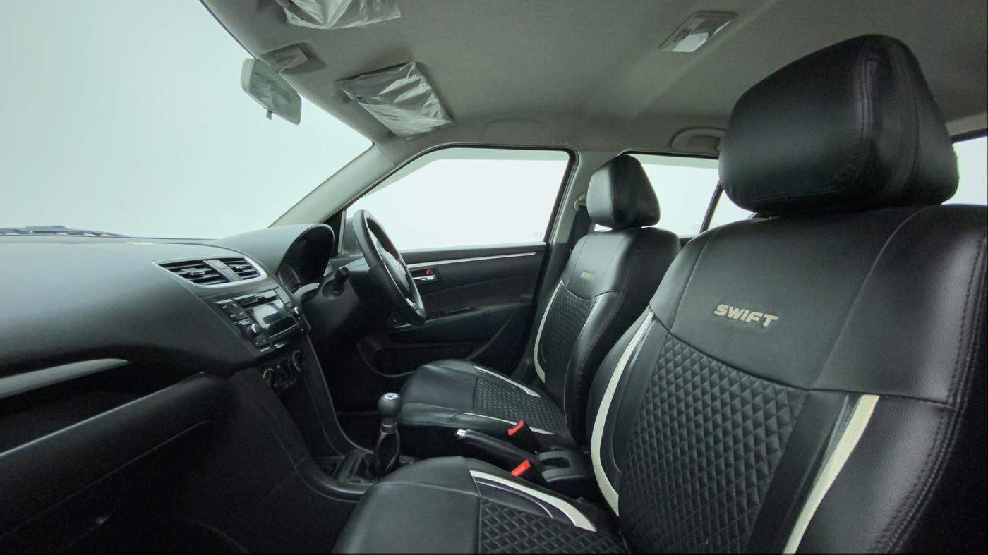 2014 Maruti Swift VXI, Petrol, Manual, 44,292 km, Right Side Front Door Cabin