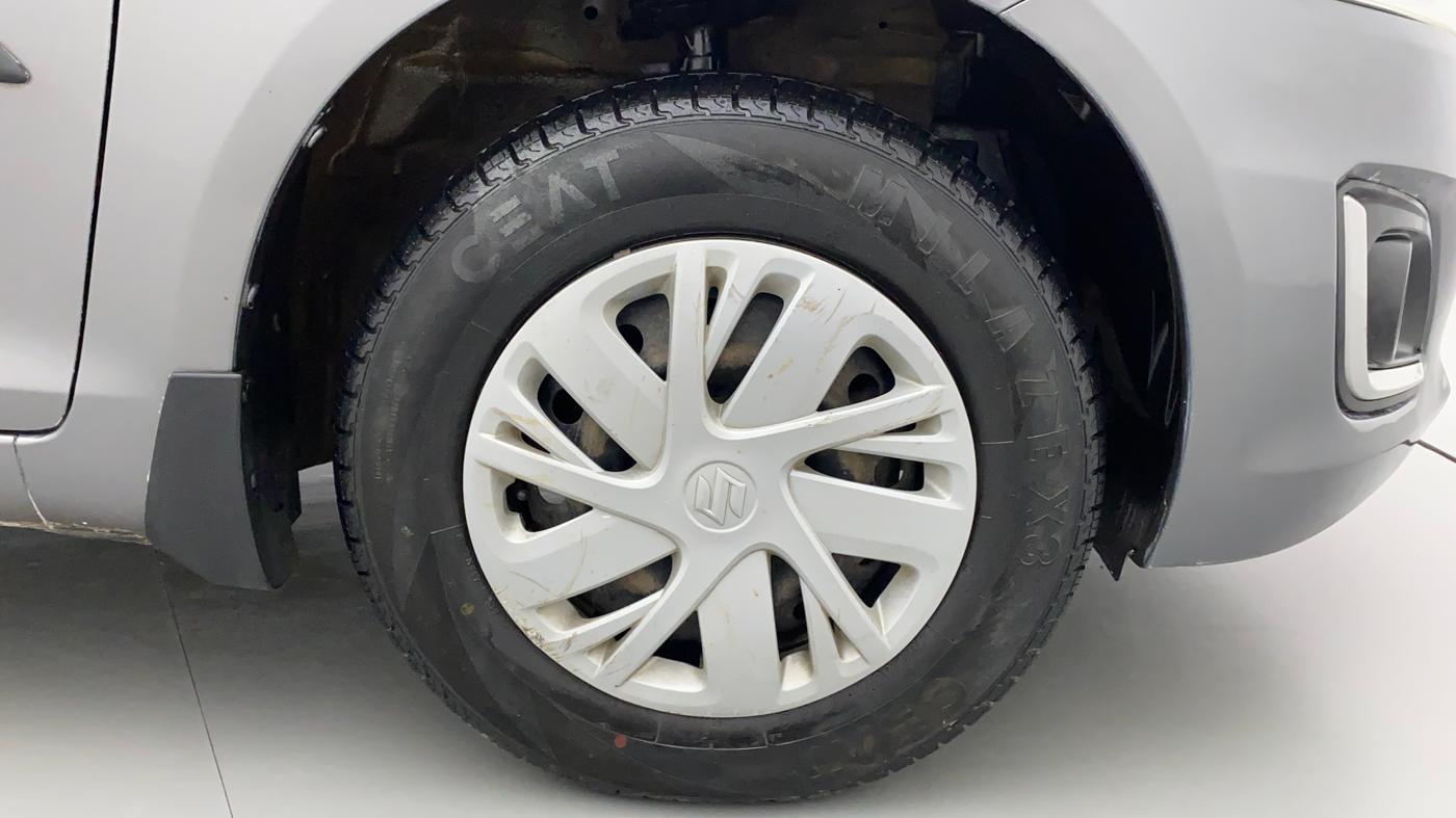 2014 Maruti Swift VXI, Petrol, Manual, 44,292 km, Right Front Wheel