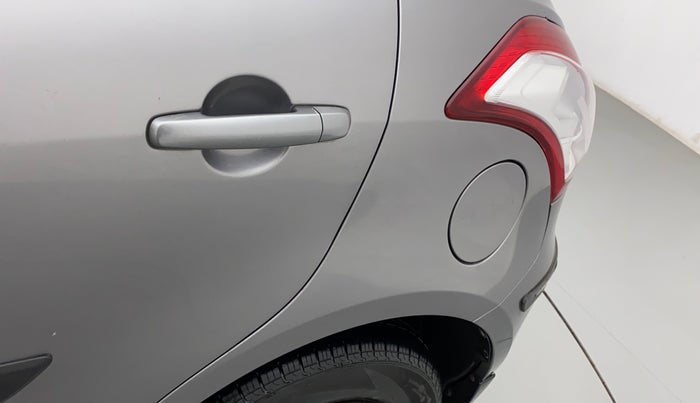 2014 Maruti Swift VXI, Petrol, Manual, 44,292 km, Left quarter panel - Minor scratches