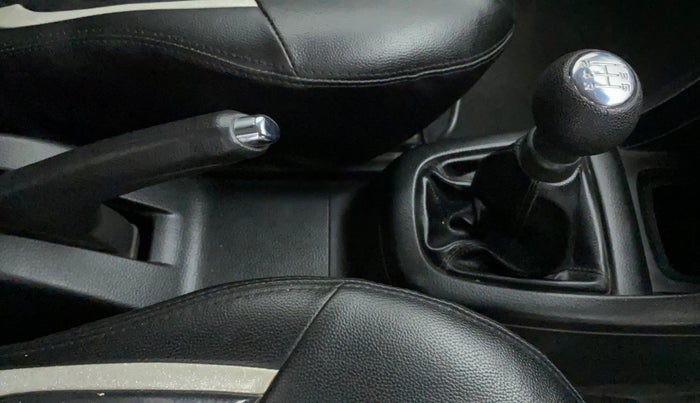 2014 Maruti Swift VXI, Petrol, Manual, 44,292 km, Gear Lever