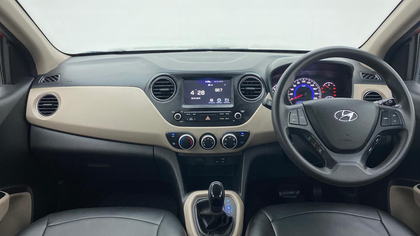 2017 Hyundai Grand i10 SPORTZ (O) AT 1.2 KAPPA VTVT, Petrol, Automatic, 40,570 km, Dashboard