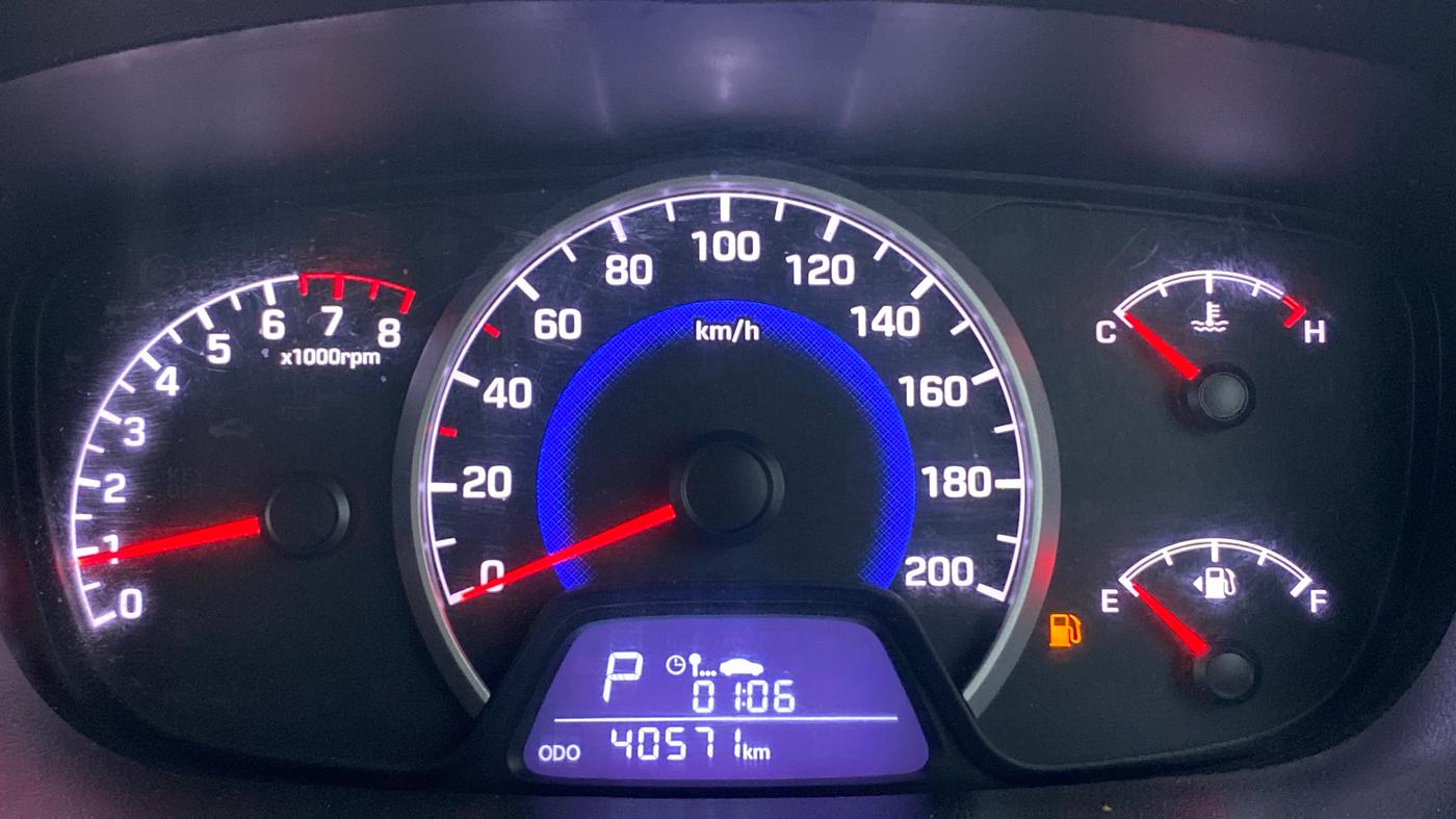 2017 Hyundai Grand i10 SPORTZ (O) AT 1.2 KAPPA VTVT, Petrol, Automatic, 40,570 km, Odometer Image