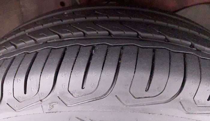 2018 Honda Brio 1.2 VX MT I VTEC, Petrol, Manual, 24,614 km, Right Front Tyre Tread