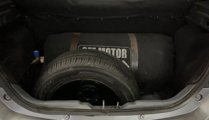 2019 Tata Tiago XZ PLUS PETROL, CNG, Manual, 93,989 km, Boot Inside
