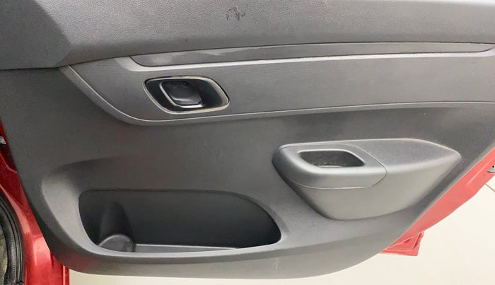 2015 Renault Kwid RXT 0.8, Petrol, Manual, 46,229 km, Driver Side Door Panels Control