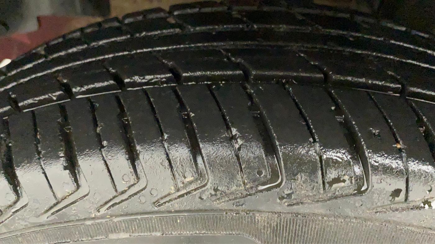 2015 Renault Kwid RXT 0.8, Petrol, Manual, 46,229 km, Left Front Tyre Tread