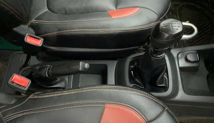 2015 Renault Kwid RXT 0.8, Petrol, Manual, 46,229 km, Gear Lever