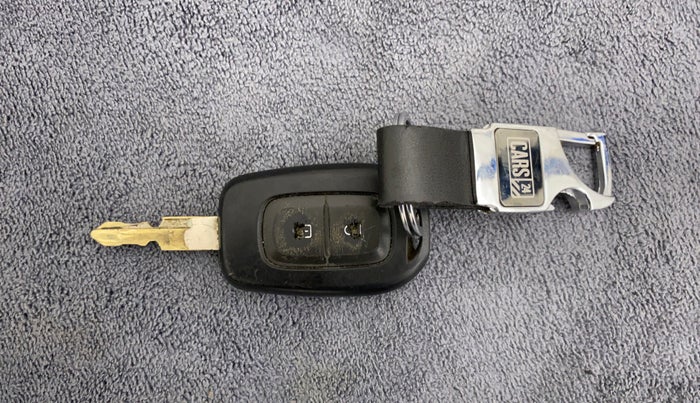 2015 Renault Kwid RXT 0.8, Petrol, Manual, 46,229 km, Key Close Up