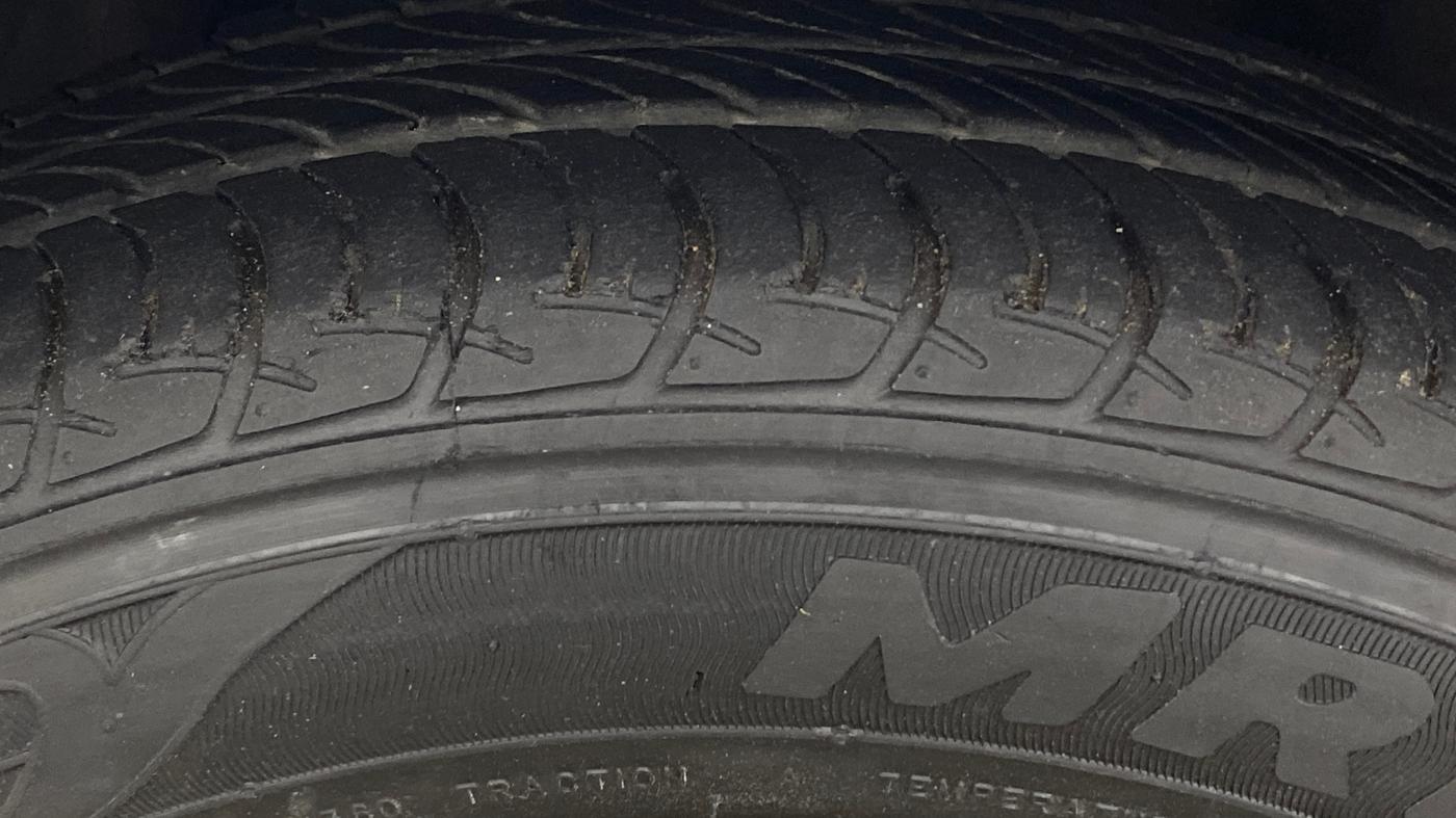 2019 Nissan Micra Active XV, Petrol, Manual, 48,737 km, Left Front Tyre Tread