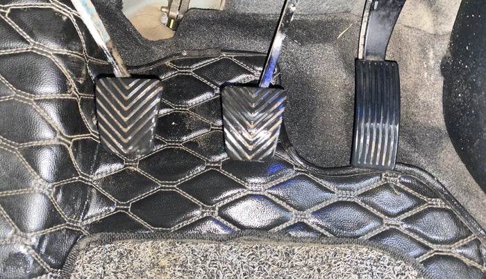 2022 Hyundai NEW I20 ASTA (O) 1.2 MT, Petrol, Manual, 37,724 km, Pedals