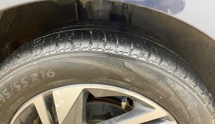 2022 Hyundai NEW I20 ASTA (O) 1.2 MT, Petrol, Manual, 37,724 km, Right Front Tyre Tread