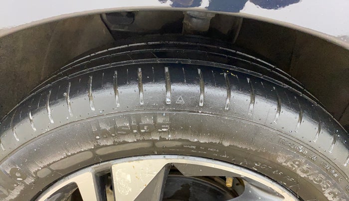 2022 Hyundai NEW I20 ASTA (O) 1.2 MT, Petrol, Manual, 37,724 km, Left Front Tyre Tread