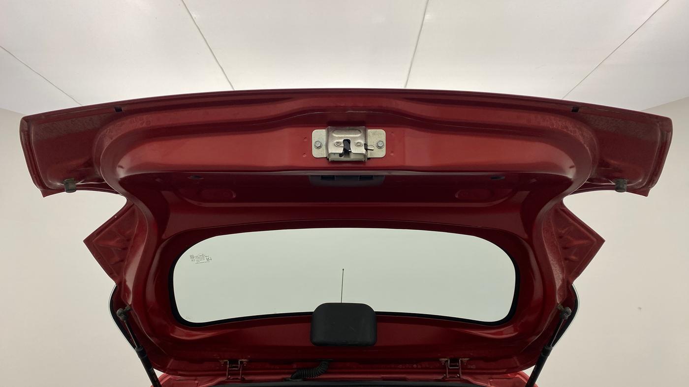 2019 Renault Kwid 1.0 RXT Opt, Petrol, Manual, 19,927 km, Boot Door Open