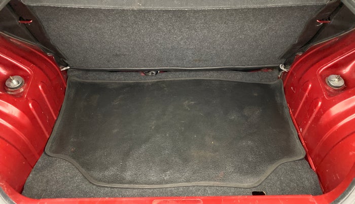 2019 Renault Kwid 1.0 RXT Opt, Petrol, Manual, 19,927 km, Boot Inside
