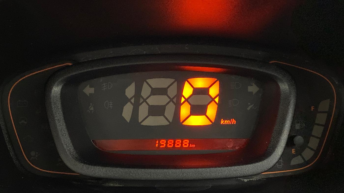 2019 Renault Kwid 1.0 RXT Opt, Petrol, Manual, 19,927 km, Odometer Image