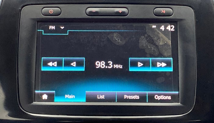 2019 Renault Kwid 1.0 RXT Opt, Petrol, Manual, 19,927 km, Infotainment System