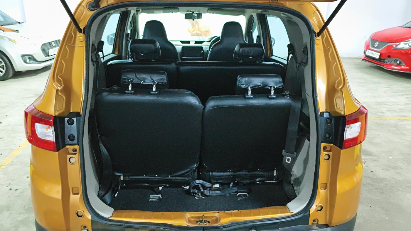 2020 Renault TRIBER RXZ, Petrol, Manual, 80,341 km, Boot Inside