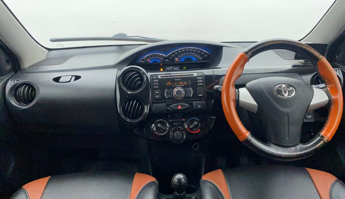 2014 Toyota Etios CROSS 1.2 G, Petrol, Manual, 48,793 km, Dashboard
