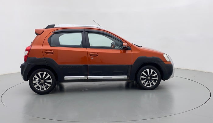 2014 Toyota Etios CROSS 1.2 G, Petrol, Manual, 48,793 km, Right Side