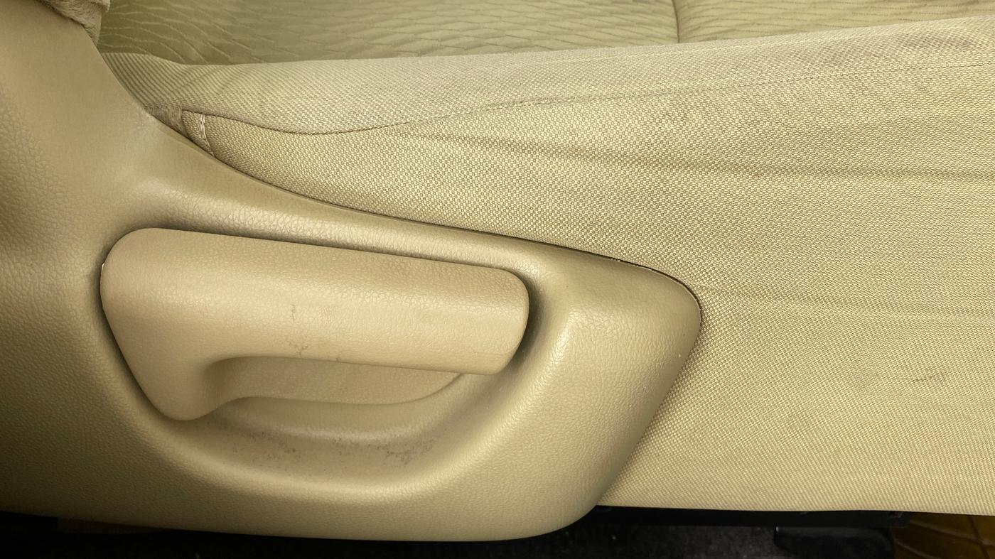 2014 Honda Amaze 1.2L I-VTEC EX, Petrol, Manual, 44,282 km, Driver Side Adjustment Panel