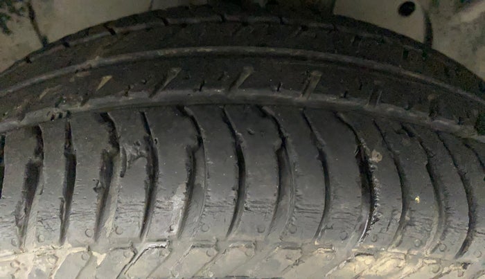 2017 Ford Ecosport TREND 1.5L PETROL, Petrol, Manual, 81,217 km, Right Front Tyre Tread