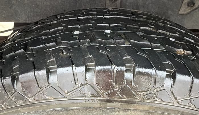 2021 Mahindra Thar LX PETROL HT 4WD AT, Petrol, Automatic, 14,975 km, Right Rear Tyre Tread