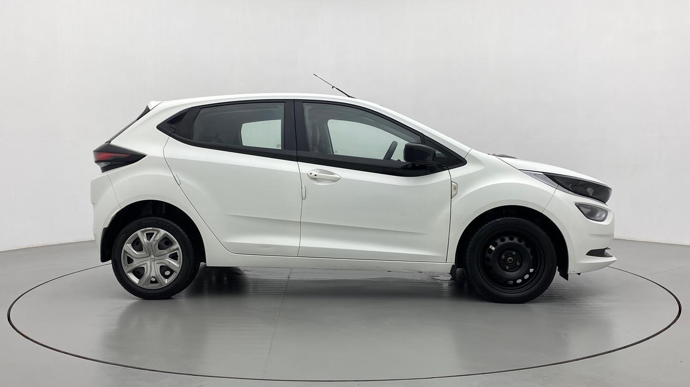 2020 Tata ALTROZ XT PETROL, Petrol, Manual, 27,733 km, Right Side View
