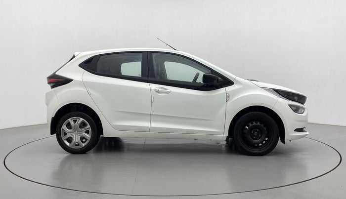2020 Tata ALTROZ XT PETROL, Petrol, Manual, 27,733 km, Right Side View