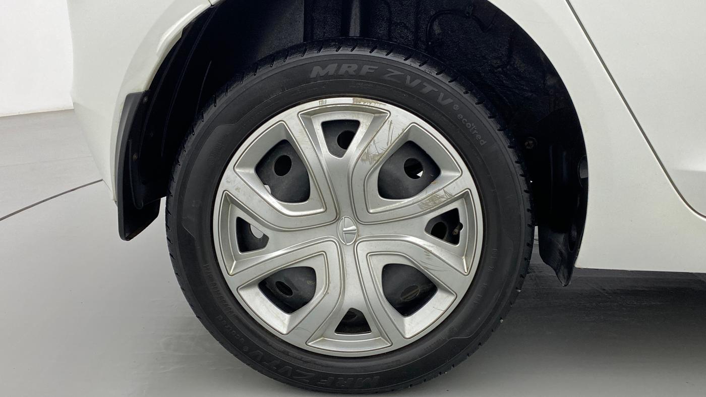 2020 Tata ALTROZ XT PETROL, Petrol, Manual, 27,733 km, Right Rear Wheel