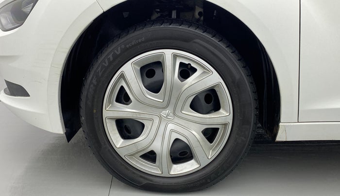 2020 Tata ALTROZ XT PETROL, Petrol, Manual, 27,733 km, Left Front Wheel