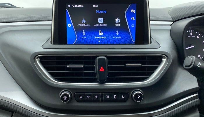 2020 Tata ALTROZ XT PETROL, Petrol, Manual, 27,733 km, Infotainment System