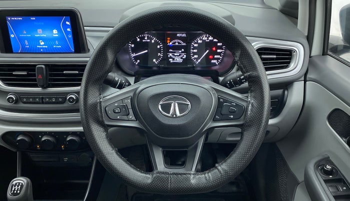 2020 Tata ALTROZ XT PETROL, Petrol, Manual, 27,733 km, Steering Wheel Close Up