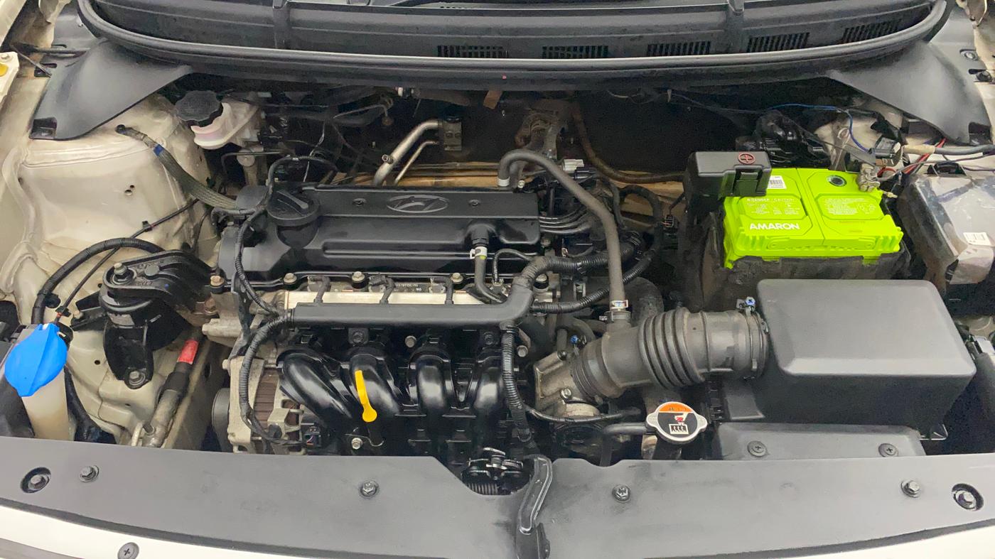 2017 Hyundai Elite i20 MAGNA EXECUTIVE 1.2, Petrol, Manual, 73,903 km, Engine View